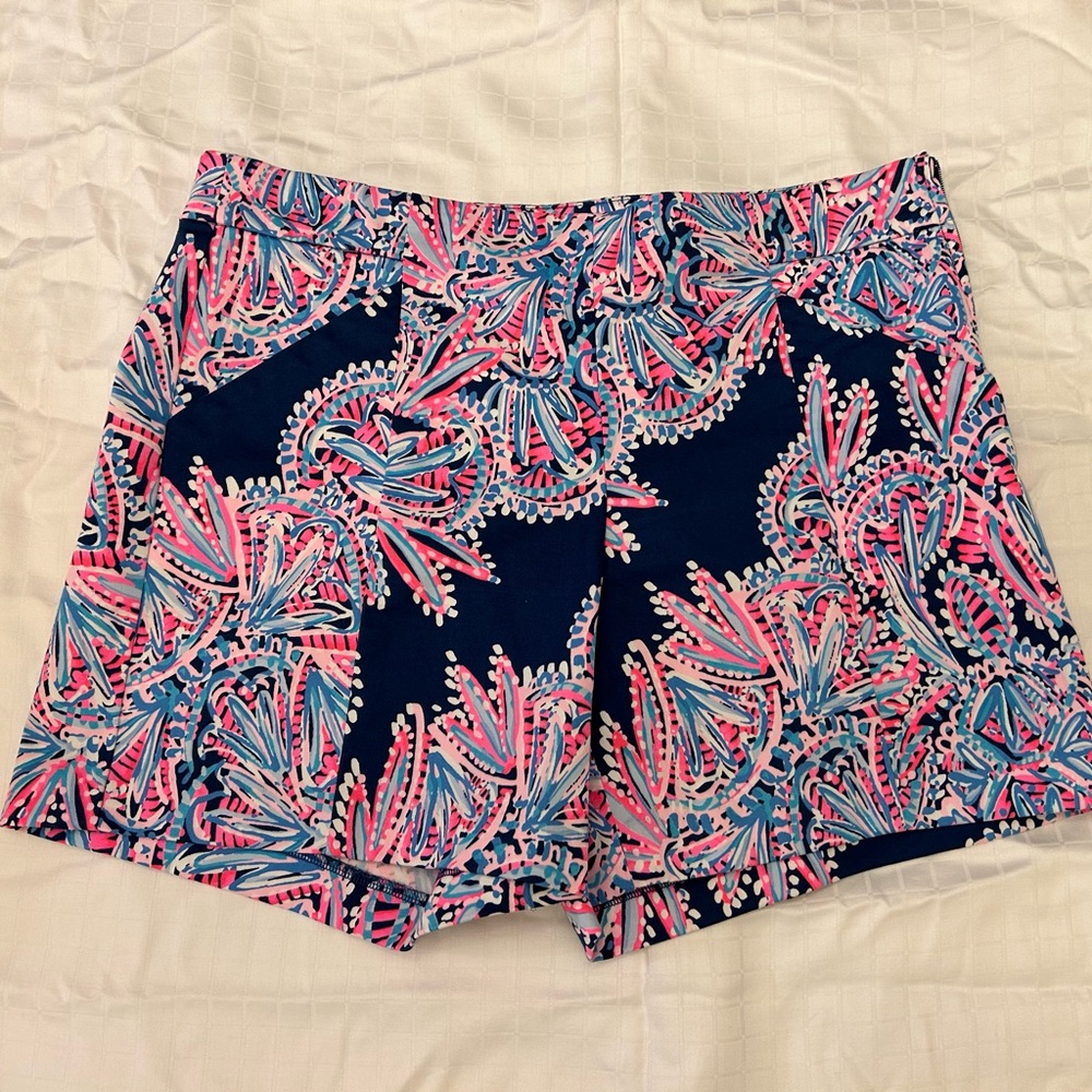 Lily Pulitzer shorts size 2
